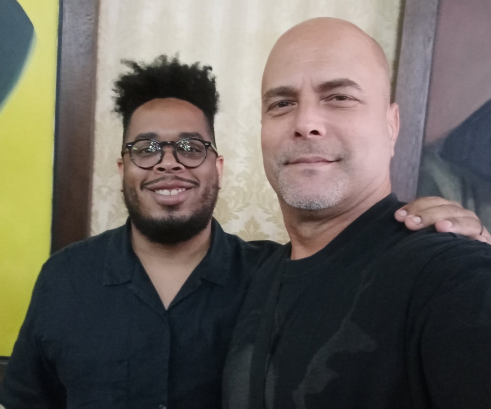Manolo De Los Santos selfie with Gerardo Hernández, one of the Cuban Five